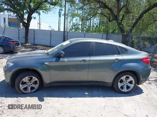 2012 BMW X6 35i z VIN 5UXFG2C53CL782126, wystawiony jako IAAI lot #42005838 z przebiegiem 124 646 mil mil oraz . Historia ofert i sprzedaży dostępna na DreamBid. Obrazek 14.