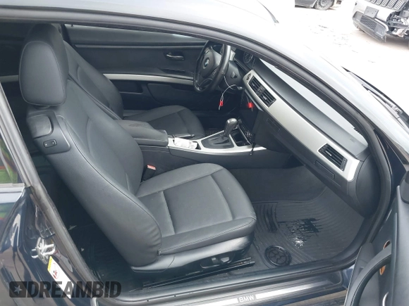2008 BMW 3 Series 328i with VIN WBAWB33558P133561, listed as a IAAI auction lot 41490123 with 152,677 mi miles. Bid and sale history available at carsss.com. Image 5.