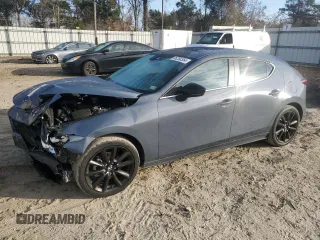 2022 Mazda Mazda3 Hatchback Preferred with VIN JM1BPALL0N1519048, listed as a Copart auction lot 86256354 with 15,732 mi miles and Salvage Title. Bid and sale history available at carsss.com. Image 1.