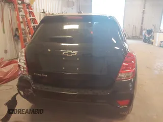 2020 Chevrolet Trax LS with VIN 3GNCJNSB8LL121704, listed as a IAAI auction lot 42418873 with 53,396 mi miles and . Bid and sale history available at DreamBid. Image 16.