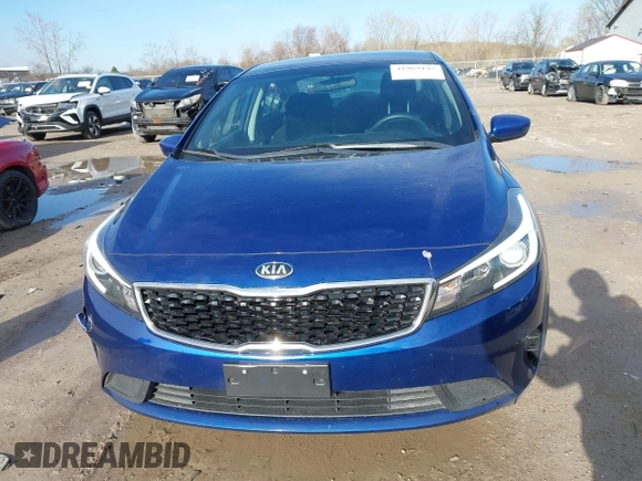 2018 Kia Forte LX with VIN 3KPFK4A76JE184604, listed as a IAAI auction lot 41965195 with 87,732 mi miles. Bid and sale history available at carsss.com. Image 13.