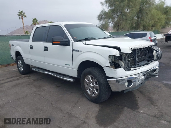 2013 Ford F-150 XL with VIN 1FTFW1ET7DKD70468, listed as a IAAI auction lot 40952588 with 208,052 mi miles. Bid and sale history available at carsss.com. Image 1.