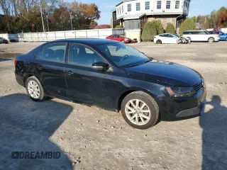 2011 Volkswagen Jetta SE с VIN 3VWDZ7AJ8BM352800, выставлен на аукционе Copart как лот 78965174 с пробегом 325 109 миль миль и На запчасти • Non repairable. История ставок и продаж доступна на DreamBid. Изображение 4.
