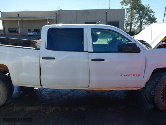 2014 Chevrolet Silverado 1500 LT with VIN 3GCUKREC6EG247979, listed as a IAAI auction lot 41590703 with 1 mi miles. Bid and sale history available at carsss.com. Image 13.