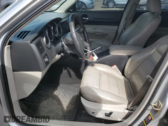 2005 Dodge Magnum RT z VIN 2D8GV582X5H585242, wystawiony jako Copart lot #52991445 z przebiegiem 170 968 mil mil oraz Czysty tytuł • Clean title. Historia ofert i sprzedaży dostępna na DreamBid. Obrazek 7.
