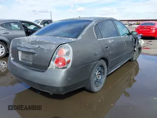 2006 Nissan Altima 2.5 with VIN 1N4AL11D66N431611, listed as a IAAI auction lot 41805350 with 252,266 mi miles. Bid and sale history available at carsss.com. Image 4.