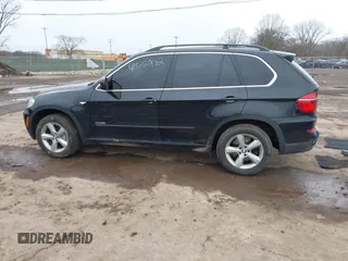 2013 BMW X5 xDrive50i с VIN 5UXZV8C54DL426713, выставлен на аукционе IAAI как лот 41742982 с пробегом 103 208 миль миль и . История ставок и продаж доступна на DreamBid. Изображение 14.