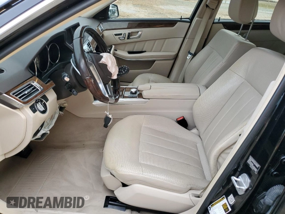 2014 Mercedes-Benz E 550 Sport with VIN WDDHF9BB8EB017179, listed as a Copart auction lot 85472684 with 85,515 mi miles and Salvage Title. Bid and sale history available at DreamBid. Image 7.