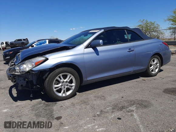 2007 Toyota Solara SE z VIN 4T1FA38P57U123723, wystawiony jako Copart lot #56030915 z przebiegiem 156 541 mil mil oraz Szkoda całkowita • Salvage title. Historia ofert i sprzedaży dostępna na DreamBid. Obrazek 1.