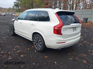 2021 Volvo XC90 Momentum z VIN YV4102PK6M1737322, wystawiony jako IAAI lot #41159908 z przebiegiem 41 138 mil mil oraz . Historia ofert i sprzedaży dostępna na DreamBid. Obrazek 3.