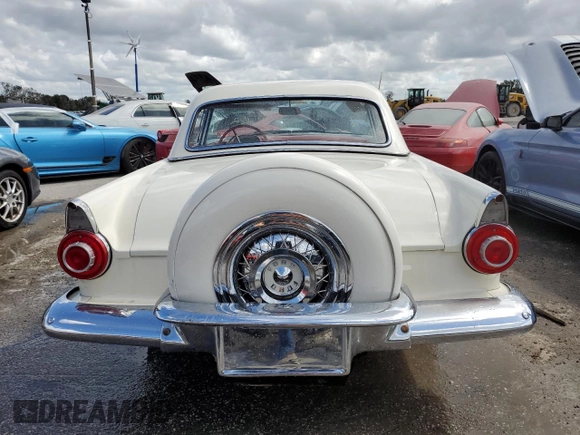 1956 Ford Thunderbird с VIN P6FH203930, выставлен на аукционе Copart как лот 74530814 с пробегом 761 579 миль миль и На запчасти • Non repairable. История ставок и продаж доступна на DreamBid. Изображение 6.