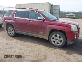 2010 GMC Terrain SLT-2 z VIN 2CTFLJEY7A6287002, wystawiony jako IAAI lot #41681282 z przebiegiem 175 602 mil mil oraz . Historia ofert i sprzedaży dostępna na DreamBid. Obrazek 1.