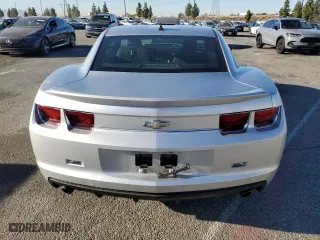 2013 Chevrolet Camaro LS with VIN 2G1FE1E35D9131403, listed as a Copart auction lot 88745585 with 82,530 mi miles and Salvage Title. Bid and sale history available at carsss.com. Image 6.