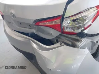 2018 Toyota Corolla L z VIN 5YFBURHE2JP827894, wystawiony jako IAAI lot #42295741 z przebiegiem 44 171 mil mil oraz . Historia ofert i sprzedaży dostępna na DreamBid. Obrazek 6.