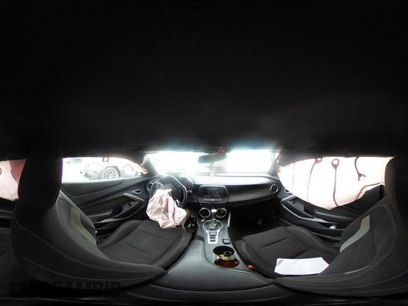 2020 Chevrolet Camaro 1LT z VIN 1G1FB1RX9L0128079, wystawiony jako IAAI lot #41173693 z przebiegiem 88 846 mil mil oraz . Historia ofert i sprzedaży dostępna na DreamBid. Obrazek 18.