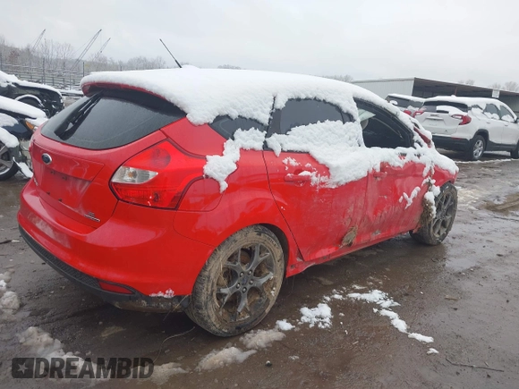 2014 Ford Focus SE z VIN 1FADP3K27EL253180, wystawiony jako IAAI lot #41613281 z przebiegiem 145 620 mil mil oraz . Historia ofert i sprzedaży dostępna na DreamBid. Obrazek 4.