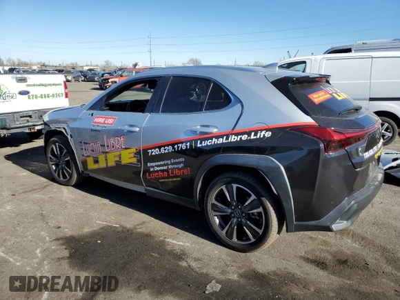 2020 Lexus UX 200 z VIN JTHP3JBH3L2024136, wystawiony jako Copart lot #83823044 z przebiegiem 73 440 mil mil oraz Szkoda całkowita • Salvage title. Historia ofert i sprzedaży dostępna na DreamBid. Obrazek 2.