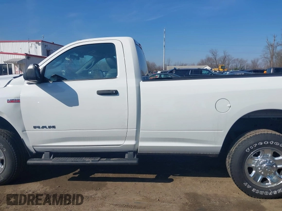 2022 Ram 2500 Tradesman with VIN 3C6MR5AJ0NG417897, listed as a IAAI auction lot 41543235 with 4,820 mi miles. Bid and sale history available at carsss.com. Image 14.