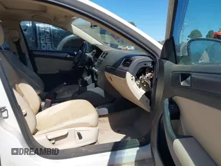 2013 Volkswagen Jetta TDI w/Premium with VIN 3VW3L7AJ4DM361445, listed as a IAAI auction lot 41735571 with 133,894 mi miles and . Bid and sale history available at DreamBid. Image 5.
