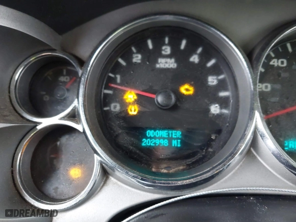 2007 Chevrolet Silverado 1500 LTZ with VIN 2GCEK13M571637081, listed as a IAAI auction lot 41085702 with 202,998 mi miles. Bid and sale history available at carsss.com. Image 7.