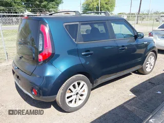 2017 Kia Soul + with VIN KNDJP3A58H7419132, listed as a IAAI auction lot 41985233 with 145,381 mi miles. Bid and sale history available at carsss.com. Image 4.