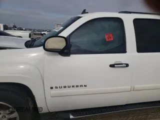 2008 Chevrolet Suburban LT w/3LT with VIN 3GNFC16078G200144, listed as a Copart auction lot 70281504 with 0 mi miles and Salvage Title. Bid and sale history available at carsss.com. Image 7.