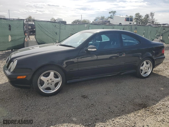 2001 Mercedes-Benz CLK-Class with VIN WDBLJ70G11F182465, listed as a Copart auction lot 81299454 with 99,524 mi miles and Non Repairable. Bid and sale history available at carsss.com. Image 1.