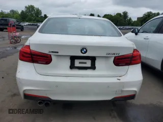 2017 BMW 3 Series 330i xDrive z VIN WBA8D9G59HNU60668, wystawiony jako Copart lot #58411195 z przebiegiem 97 785 mil mil oraz Szkoda całkowita • Salvage title. Historia ofert i sprzedaży dostępna na DreamBid. Obrazek 6.