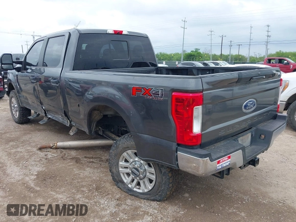 2018 Ford F-250 XL с VIN 1FT7W2B61JEC99951, выставлен на аукционе IAAI как лот 42076634 с пробегом 107 900 миль миль и . История ставок и продаж доступна на DreamBid. Изображение 3.