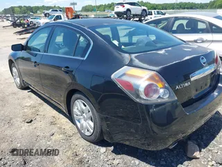 2010 Nissan Altima S with VIN 1N4AL2AP1AN520382, listed as a IAAI auction lot 42213092 with 163,133 mi miles and . Bid and sale history available at DreamBid. Image 3.