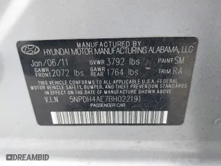 2011 Hyundai Elantra GLS PZEV with VIN 5NPDH4AE7BH022191, listed as a IAAI auction lot 41932987 with 187,381 mi miles. Bid and sale history available at carsss.com. Image 9.