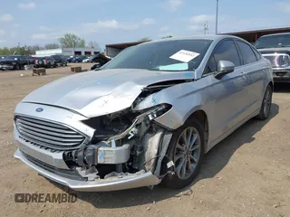 2017 Ford Fusion SE z VIN 3FA6P0HD0HR129175, wystawiony jako IAAI lot #42126532 z przebiegiem 120 424 mil mil oraz . Historia ofert i sprzedaży dostępna na DreamBid. Obrazek 6.