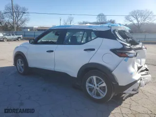 2022 Nissan Kicks S with VIN 3N1CP5BV5NL526071, listed as a Copart auction lot 46043125 with 43,544 mi miles and Salvage Title. Bid and sale history available at carsss.com. Image 2.