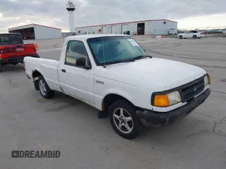 1997 Ford Ranger XLT with VIN 1FTCR10A9VUC47261, listed as a IAAI auction lot 41863613 with 264,985 mi miles. Bid and sale history available at carsss.com. Image 1.