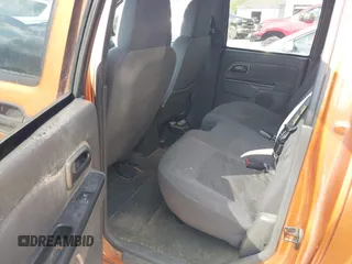 2005 Chevrolet Colorado 1SF LS Z71 with VIN 1GCDT136758169021, listed as a IAAI auction lot 42175159 with 217,734 mi miles. Bid and sale history available at carsss.com. Image 8.