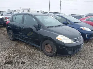 2008 Nissan Versa 1.8 S with VIN 3N1BC13E78L362857, listed as a IAAI auction lot 41697865 with 171,588 mi miles. Bid and sale history available at carsss.com. Image 1.