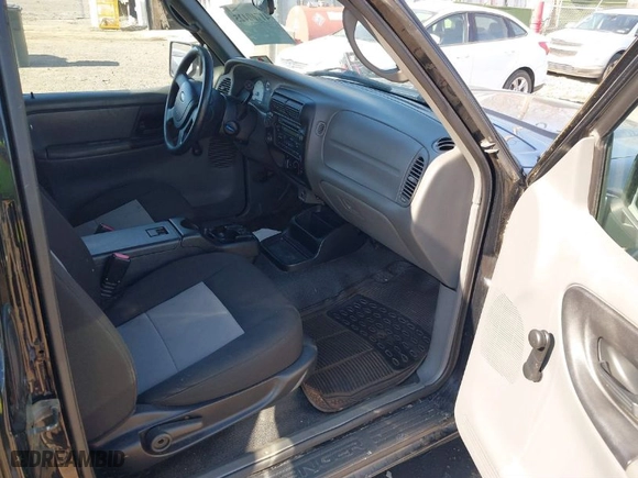 2006 Ford Ranger XLT with VIN 1FTZR45E06PA22069, listed as a IAAI auction lot 41760425 with 140,807 mi miles. Bid and sale history available at carsss.com. Image 5.