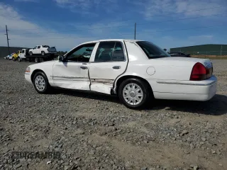 2004 Mercury Grand Marquis GS z VIN 2MEFM74WX4X640485, wystawiony jako Copart lot #50902855 z przebiegiem 104 350 mil mil oraz Szkoda całkowita • Salvage title. Historia ofert i sprzedaży dostępna na DreamBid. Obrazek 2.