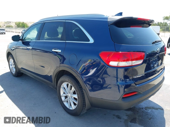 2016 Kia Sorento LX with VIN 5XYPG4A37GG145552, listed as a IAAI auction lot 42014900 with 153,191 mi miles. Bid and sale history available at carsss.com. Image 3.