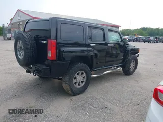 2008 Hummer H3 Luxury с VIN 5GTEN13E088178811, выставлен на аукционе IAAI как лот 42493087 с пробегом 165 152 миль миль и . История ставок и продаж доступна на DreamBid. Изображение 4.