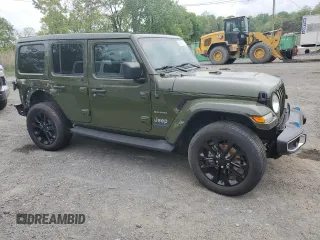2023 Jeep Wrangler Sahara z VIN 1C4JJXP62PW553101, wystawiony jako Copart lot #56935165 z przebiegiem 28 157 mil mil oraz Szkoda całkowita • Salvage title. Historia ofert i sprzedaży dostępna na DreamBid. Obrazek 4.