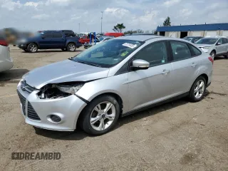 2014 Ford Focus SE with VIN 1FADP3F24EL392600, listed as a Copart auction lot 55226485 with 109,901 mi miles and Clean Title. Bid and sale history available at carsss.com. Image 1.