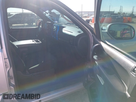 2013 Chevrolet Silverado 1500 LT with VIN 3GCPCSE07DG182002, listed as a IAAI auction lot 41917055 with 170,243 mi miles and . Bid and sale history available at DreamBid. Image 5.