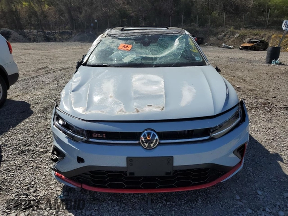 2025 Volkswagen Jetta GLI Autobahn with VIN 3VW2T7BU0SM061533, listed as a Copart auction lot 54275155 with 175 mi miles and Salvage title. Bid and sale history available at DreamBid. Image 5.