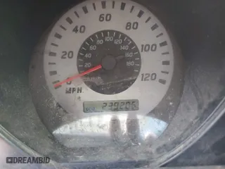 2004 Nissan Frontier 2WD with VIN 1N6DD26T84C422893, listed as a IAAI auction lot 41823370 with 239,205 mi miles. Bid and sale history available at carsss.com. Image 15.