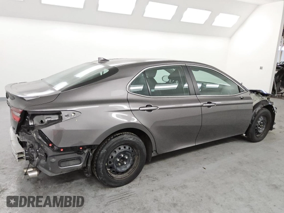 2024 Toyota Camry SE with VIN 4T1G11AK6RU848466, listed as a Copart auction lot 49570525 with 47,841 mi miles and Clean Title. Bid and sale history available at carsss.com. Image 3.