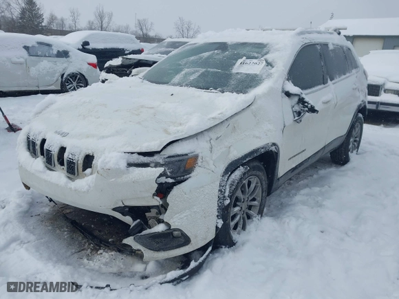 2019 Jeep Cherokee Altitude with VIN 1C4PJLLX2KD486604, listed as a IAAI auction lot 41622027 with 206,026 mi miles. Bid and sale history available at carsss.com. Image 17.