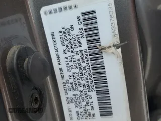 2004 Pontiac Vibe with VIN 5Y2SL62854Z448810, listed as a Copart auction lot 60855065 with 139,096 mi miles and Salvage title. Bid and sale history available at DreamBid. Image 13.