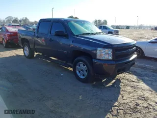 2010 Chevrolet Silverado 1500 LT with VIN 3GCRKSEA6AG173307, listed as a IAAI auction lot 41389967 with 192,155 mi miles. Bid and sale history available at carsss.com. Image 1.