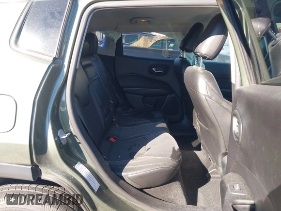2018 Jeep Compass Altitude with VIN 3C4NJDBBXJT290891, listed as a IAAI auction lot 41741412 with 182,716 mi miles and . Bid and sale history available at carsss.com. Image 8.